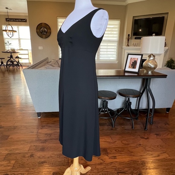 Y2K J.Crew Black Midi Dress V-Front & Back size 6 8 M Fit & Flare - Picture 4 of 15